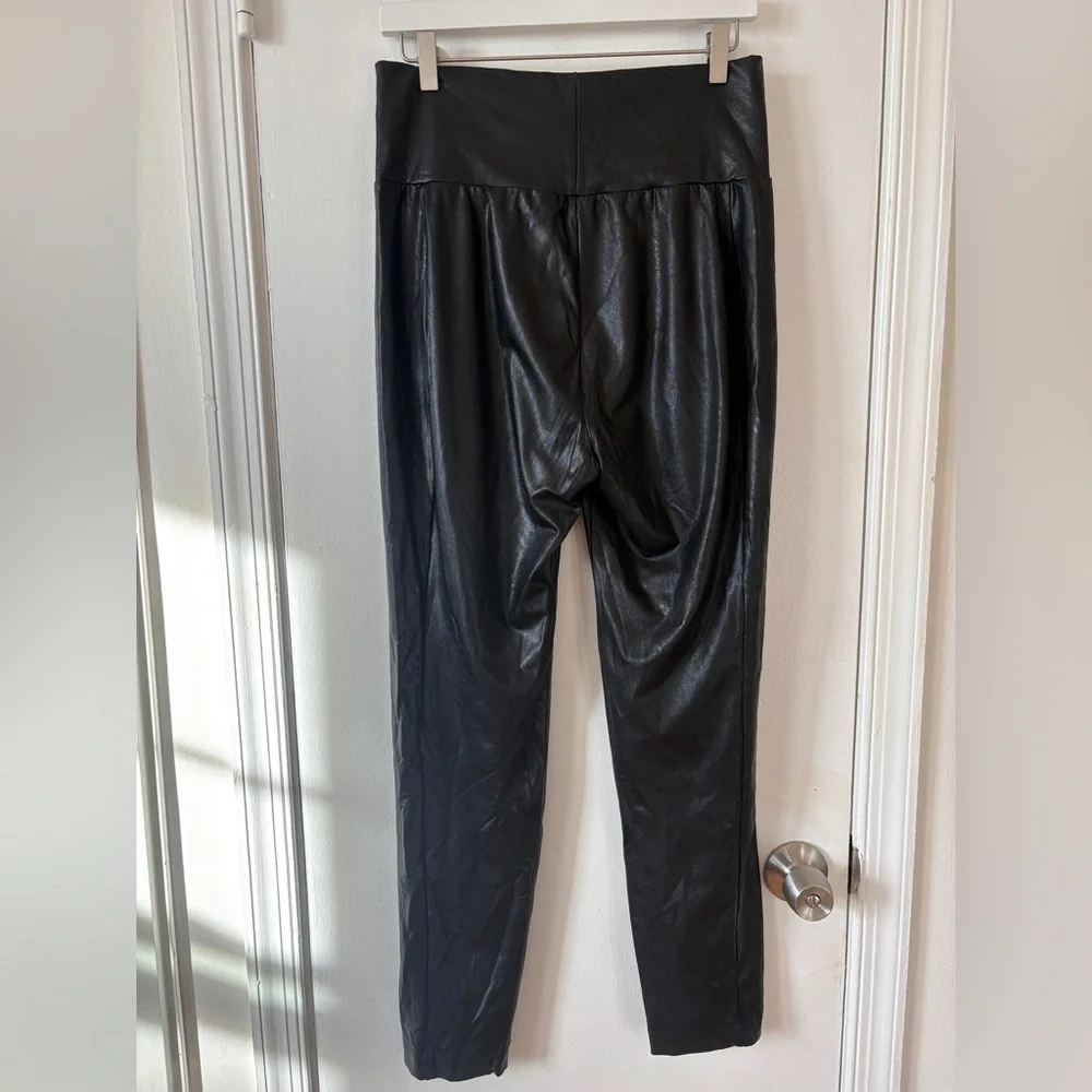 Commando Women’s M Faux Leather Tapered Pant Black High-waist Leggings Medium - Picture 6 of 8